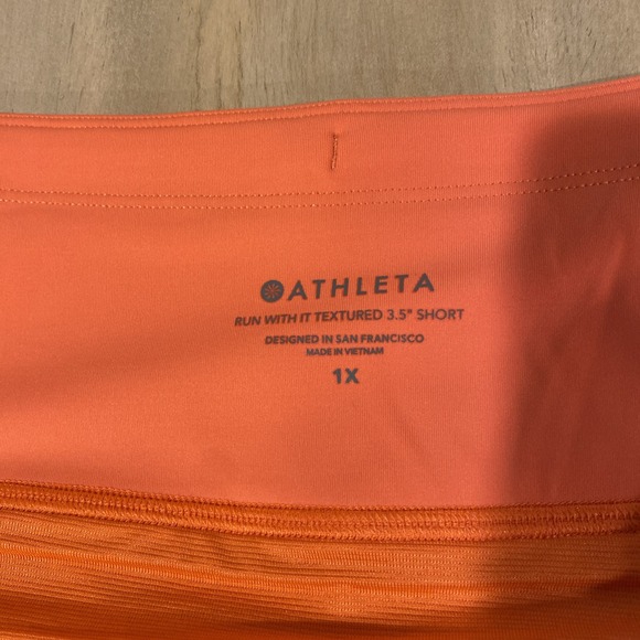 New Athleta Run With It‎ Shorts Women's 1X Orange Textured 3.5" NWT - Picture 3 of 6